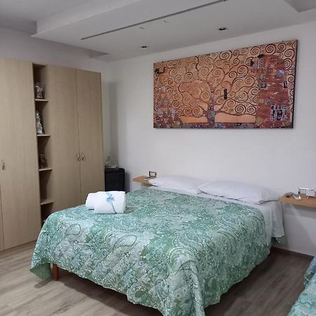 Camera Eden Hotel Formia Kültér fotó
